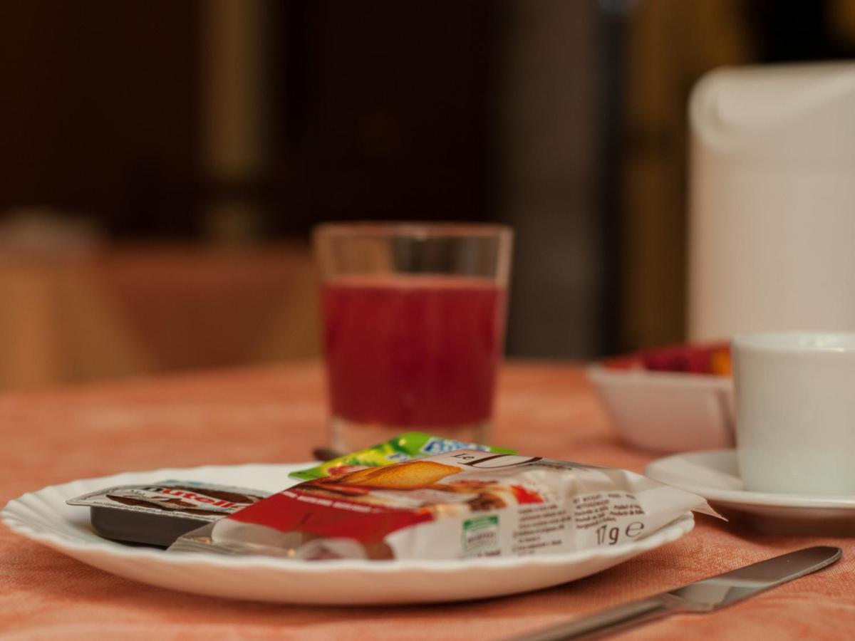Bed and Breakfast Il Casale Della Fornace Бастія-Умбра Екстер'єр фото