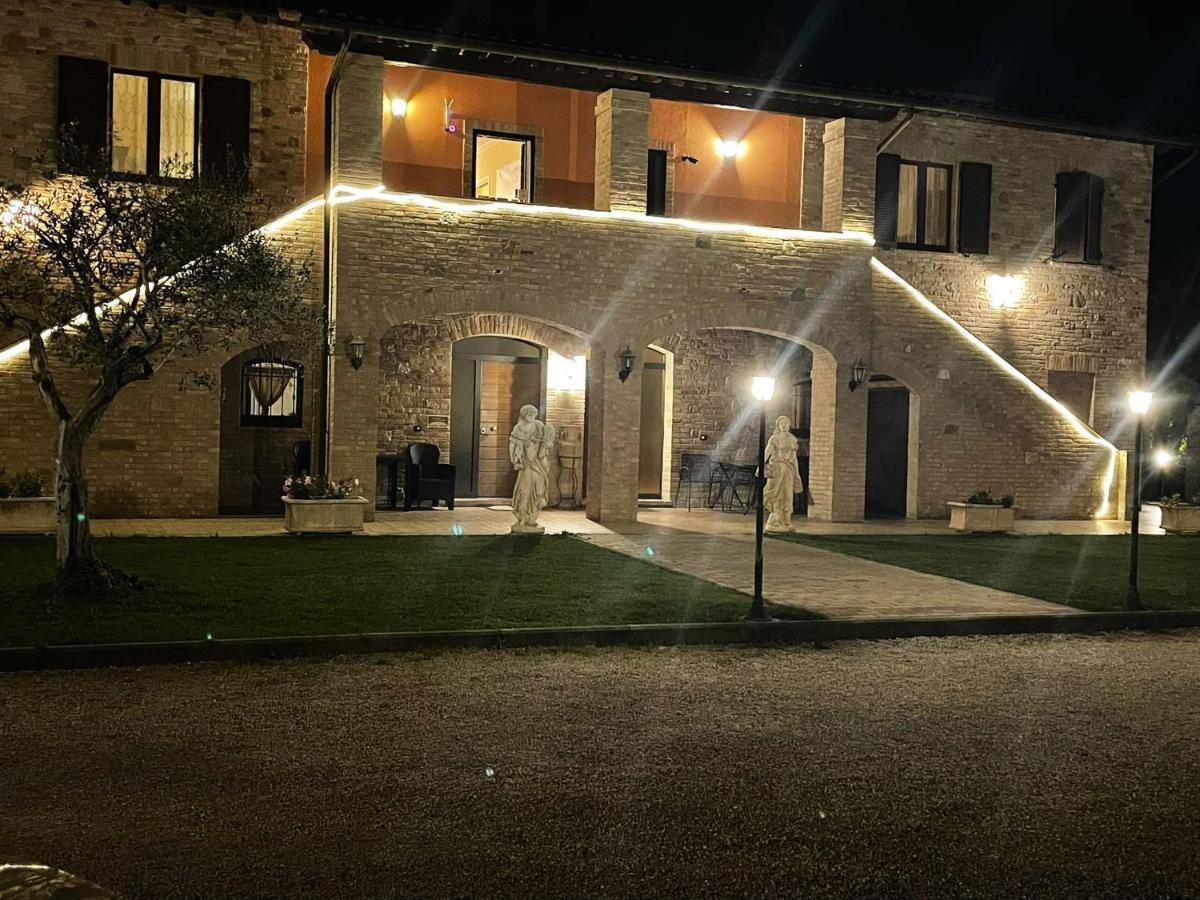 Bed and Breakfast Il Casale Della Fornace Бастія-Умбра Екстер'єр фото