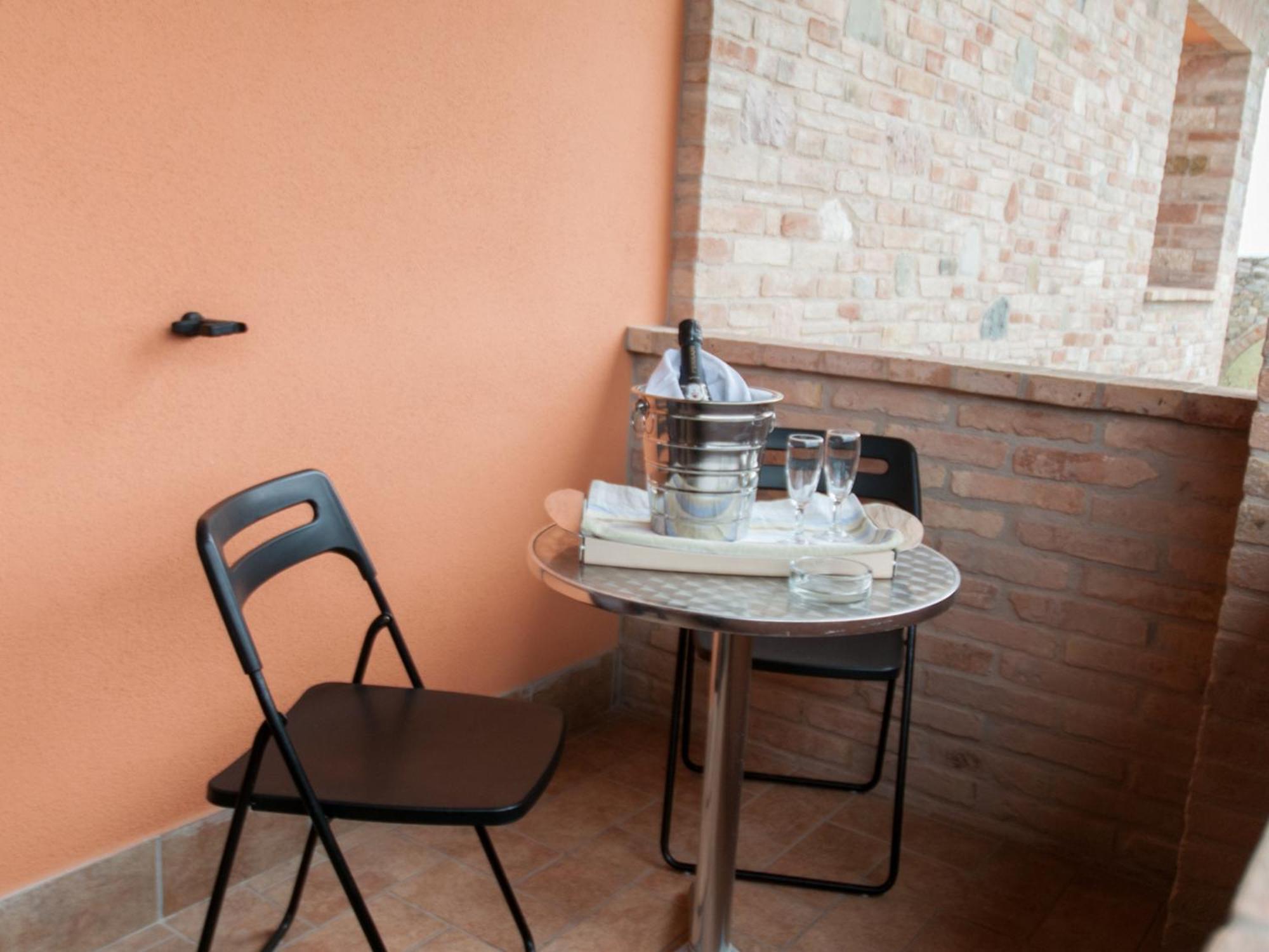 Bed and Breakfast Il Casale Della Fornace Бастія-Умбра Екстер'єр фото