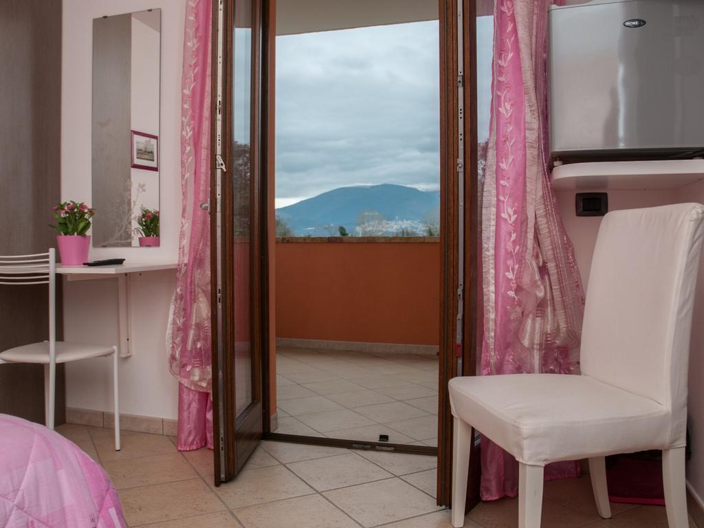 Bed and Breakfast Il Casale Della Fornace Бастія-Умбра Екстер'єр фото